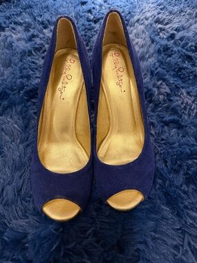Lilly Pulitzer Navy Suede Peep-Toe Pumps with Gold Insole